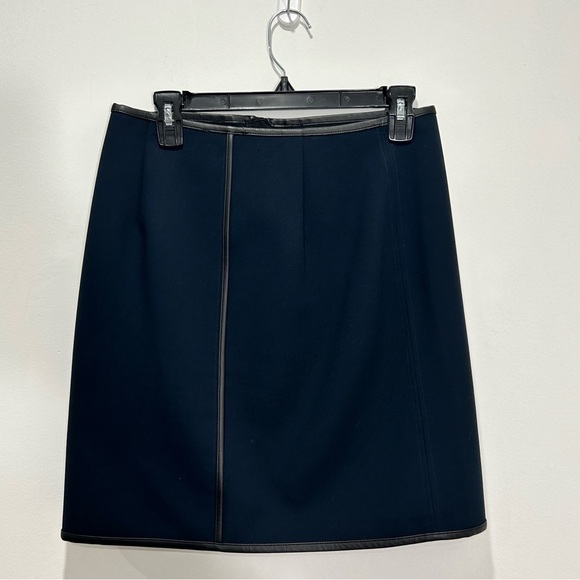 CLUB MONACO NAVY BLUE Zip-up Skirt in Women's US Size 4 - Picture 3 of 5
